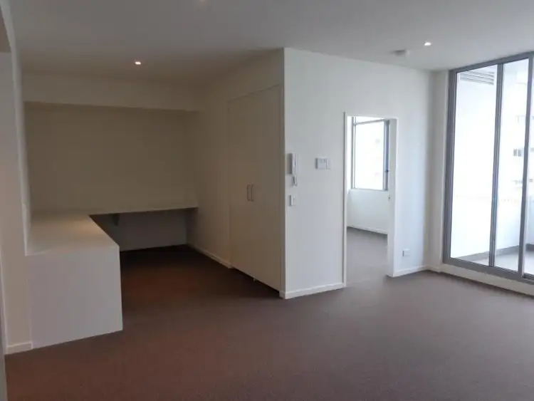 Fifth view of Homely apartment listing, E913/1 Saunders Close, Macquarie Park NSW 2113