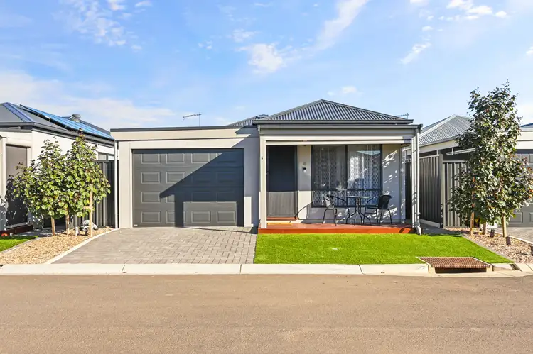 4/60A Strathaird Boulevard, Smithfield SA 5114