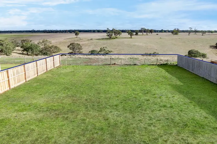 13 Trevena Ridge