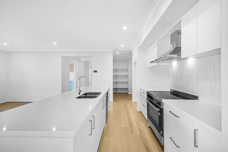 Second view of Homely house listing, 8 Wetherby Circuit, Lara VIC 3212