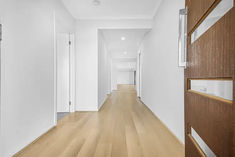 Fifth view of Homely house listing, 8 Wetherby Circuit, Lara VIC 3212