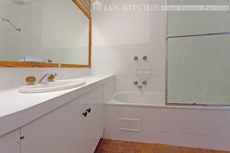 Fifth view of Homely unit listing, 3/486 Breen Street, Lavington NSW 2641