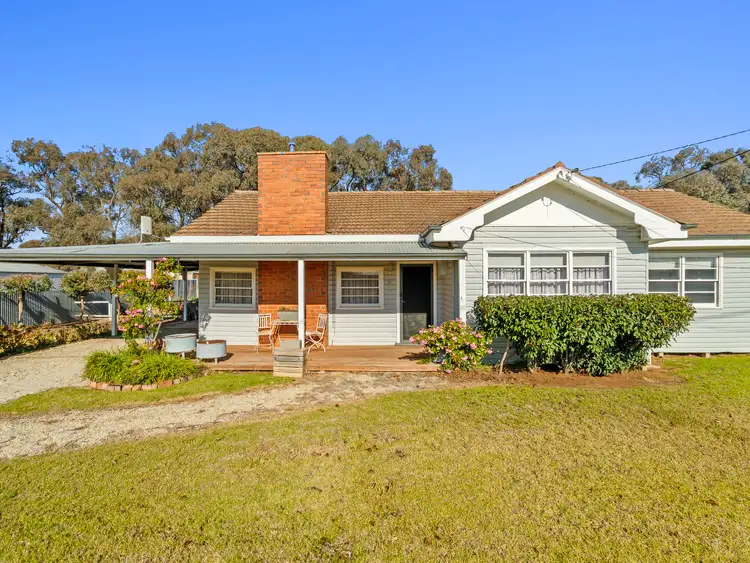 10 Osborne Street, Finley NSW 2713