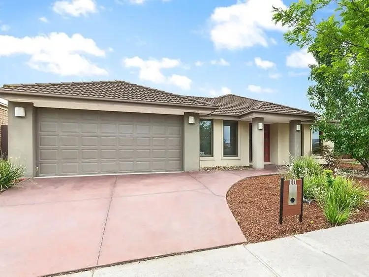 16 Hayes Court, Pakenham VIC 3810