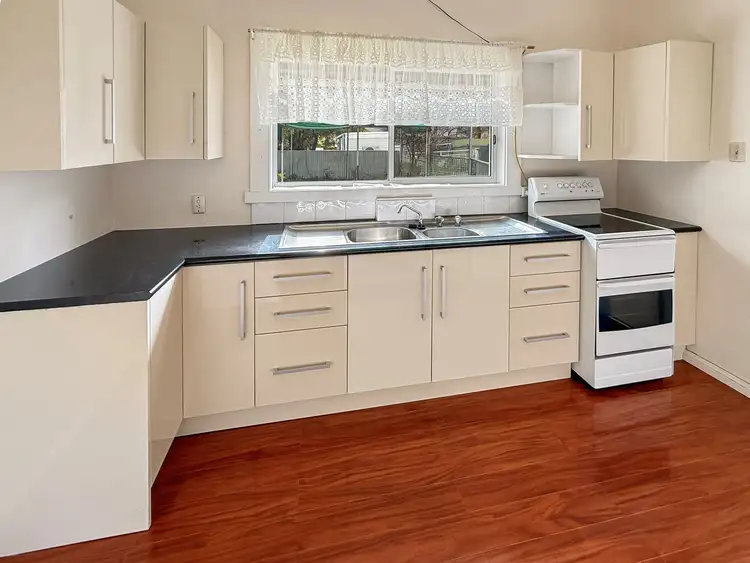 77 Twynam Street, Narrandera NSW 2700