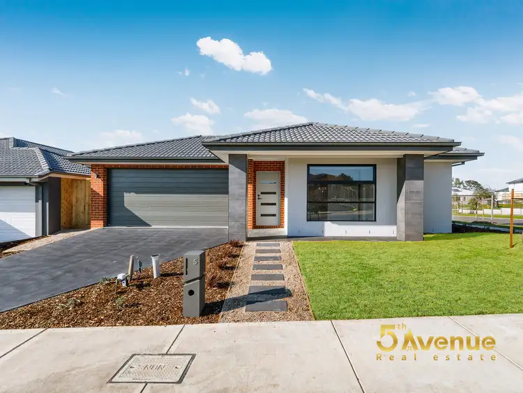 Main view of Homely house listing, 5 Greycliffe Avenue, Skye VIC 3977