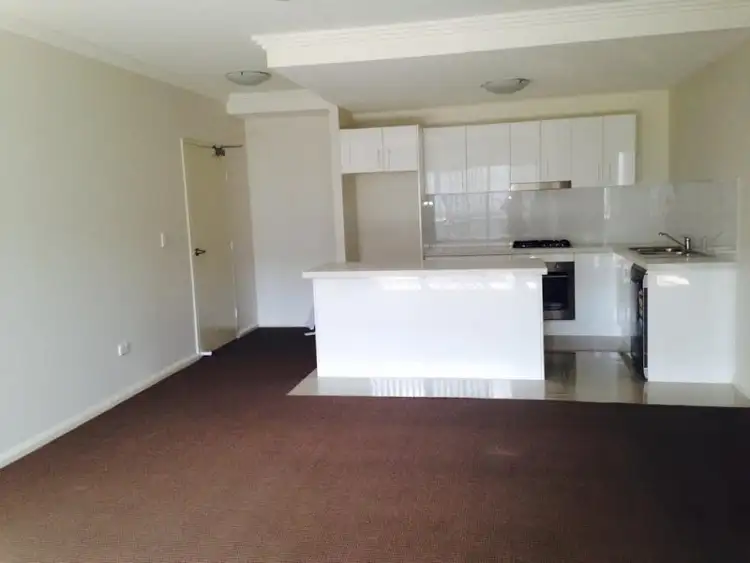 18/3-5 Browne Parade, Liverpool NSW 2170