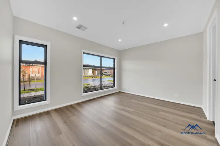 Fifth view of Homely house listing, 18 Foreshores Drive, Donnybrook VIC 3064
