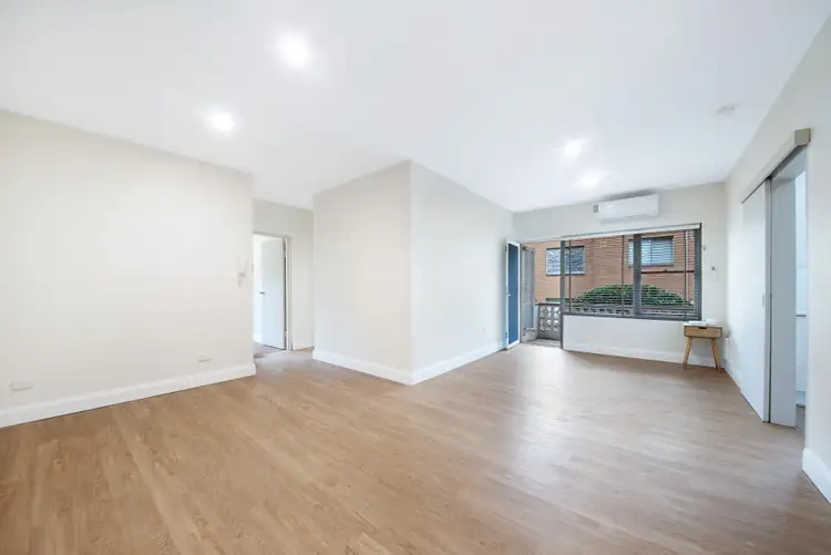 2/34 Albert Street, Hornsby NSW 2077