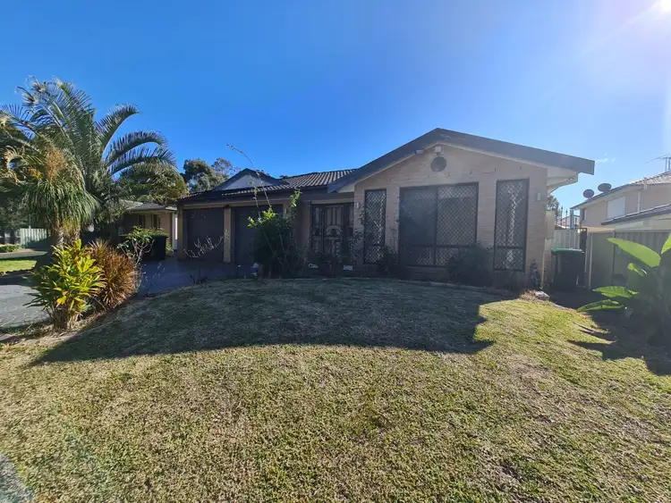 9 Legendre Place, Hinchinbrook NSW 2168