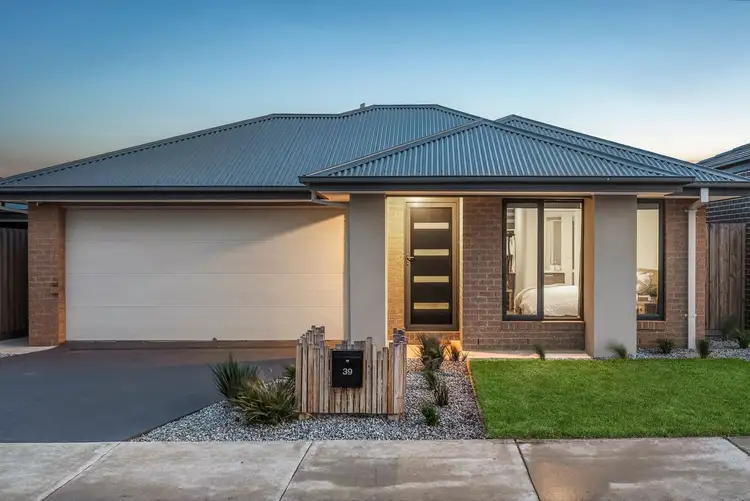 39 Cardamon Street, Armstrong Creek VIC 3217