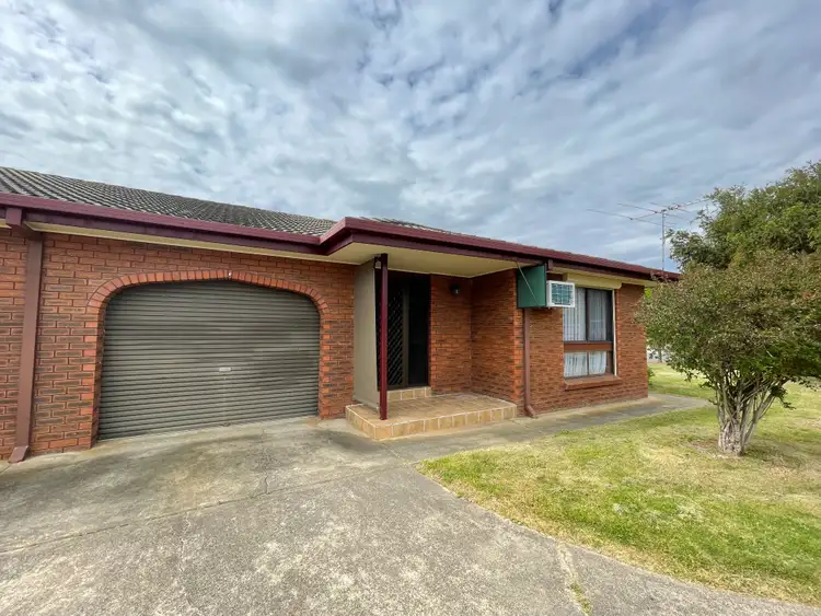 1/411E Ross Circuit, Lavington NSW 2641