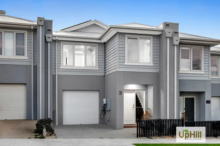 3 Tesla Grange, Clyde North VIC 3978