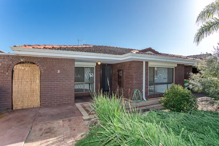 5/9 Durling Place, Kelmscott WA 6111