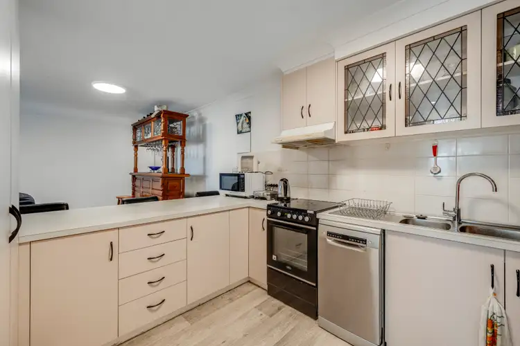 Sixth view of Homely unit listing, Unit 5/208 Hume Street, South Toowoomba QLD 4350