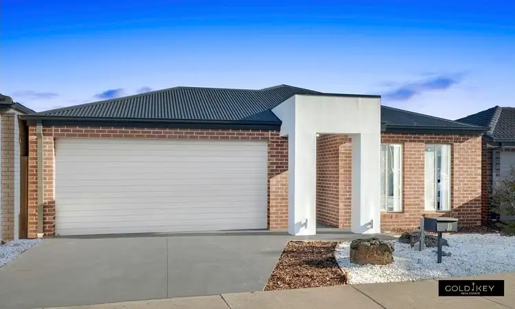 Second view of Homely house listing, 8 Isabella Way, Tarneit VIC 3029