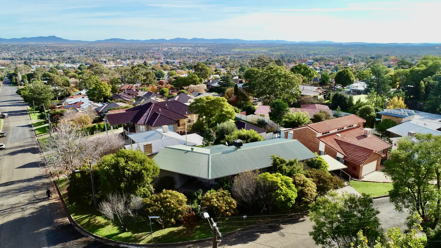 Main view of Homely house listing, 2 Bellevue Crescent, Tamworth NSW 2340