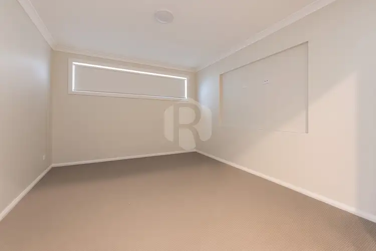 Fourth view of Homely house listing, 11 Bushel Approach, Gilead NSW 2560
