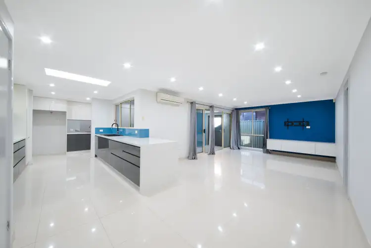 713A Pacific Highway, Mount Kuring-Gai NSW 2080