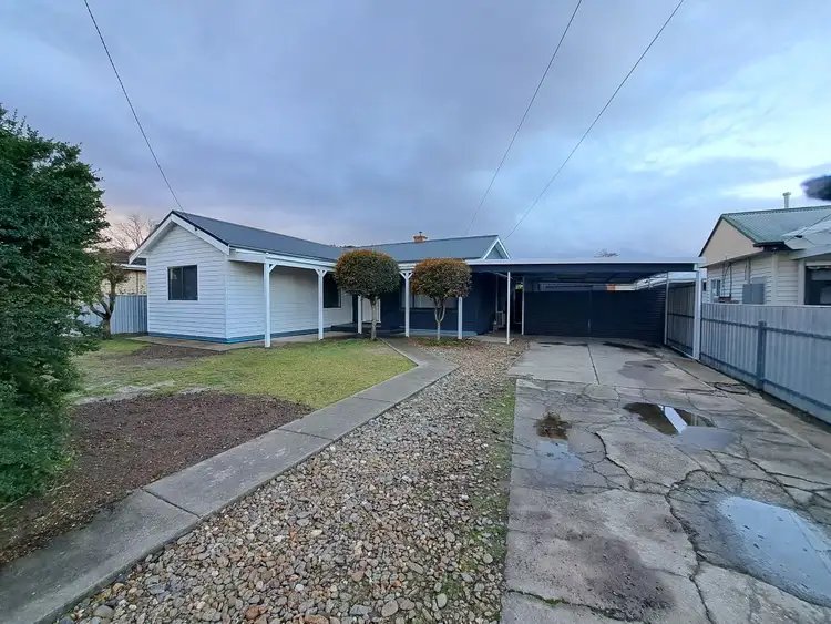 496 McKenzie Street, Lavington NSW 2641