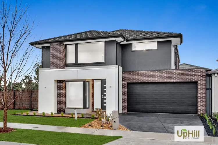 12 Copabella Circuit, Clyde North VIC 3978