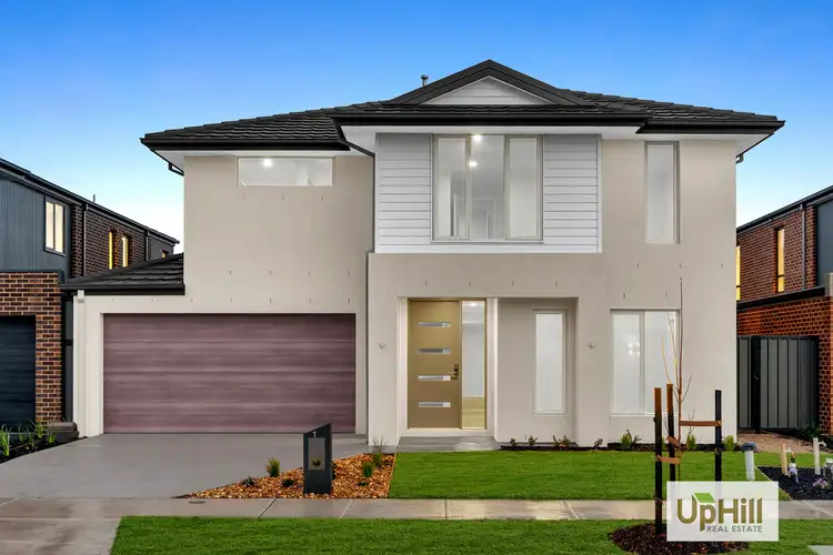 10 Copabella Circuit, Clyde North VIC 3978