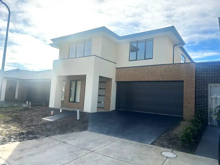 14 Creative Avenue, Clyde North VIC 3978