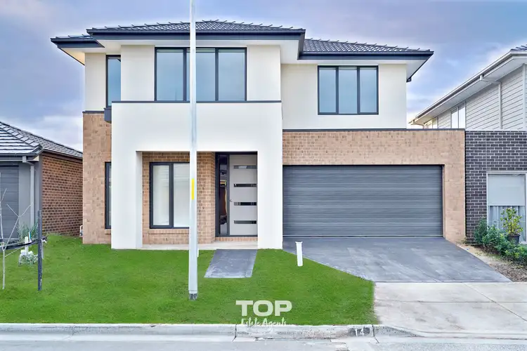 14 Creative Avenue, Clyde North VIC 3978