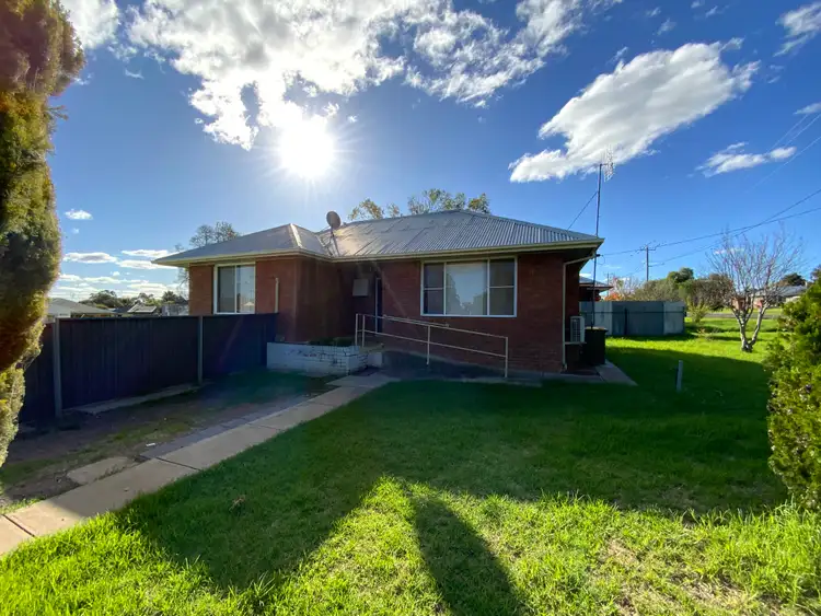 12 Berkley Street, Forbes NSW 2871
