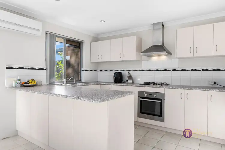 Fifth view of Homely villa listing, 2/73 Station Street, East Cannington WA 6107