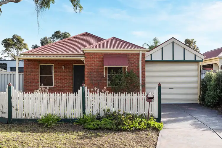 9 Simpson Place, Caroline Springs VIC 3023