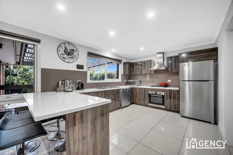 Sixth view of Homely house listing, 10 Plumpton Court, Endeavour Hills VIC 3802