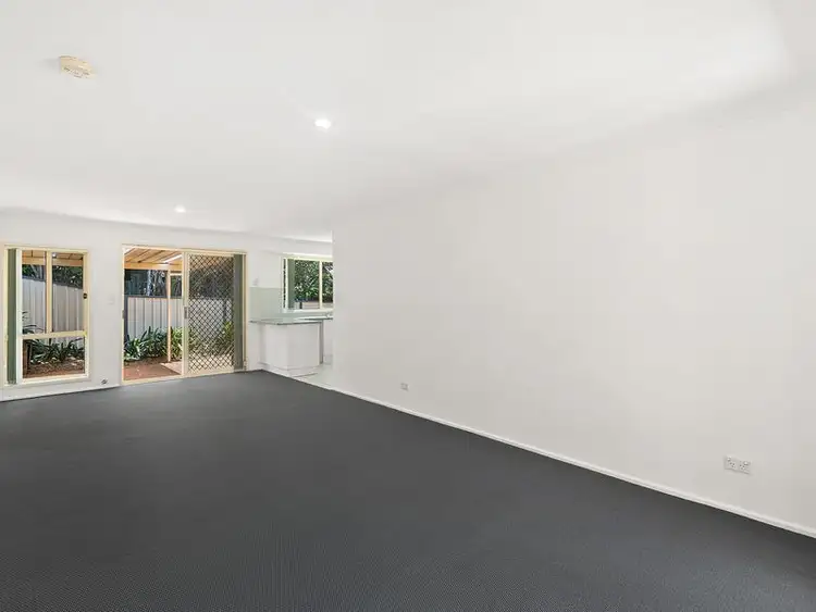 Second view of Homely villa listing, 2/10 Hillcrest Street, Wollongong NSW 2500