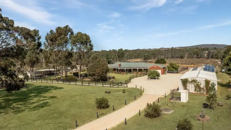 9 Lewis Road, Heathcote VIC 3523