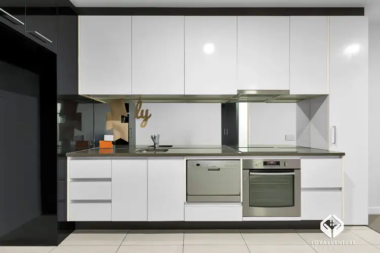 Fifth view of Homely apartment listing, 604/639 Lonsdale Street, Melbourne VIC 3000