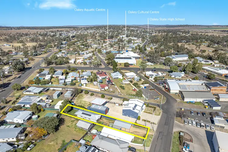 3B Desmond Street, Oakey QLD 4401