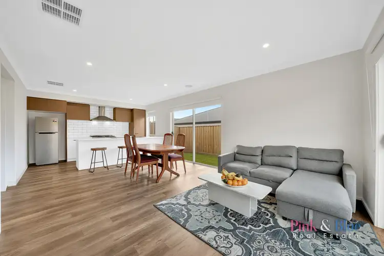 73 Innovation Avenue, Rockbank VIC 3335