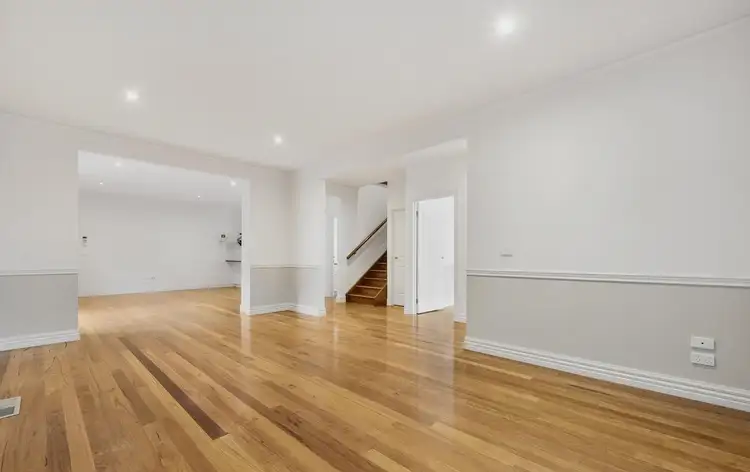 Fourth view of Homely townhouse listing, 1/5 Glenmanor Close, Templestowe VIC 3106
