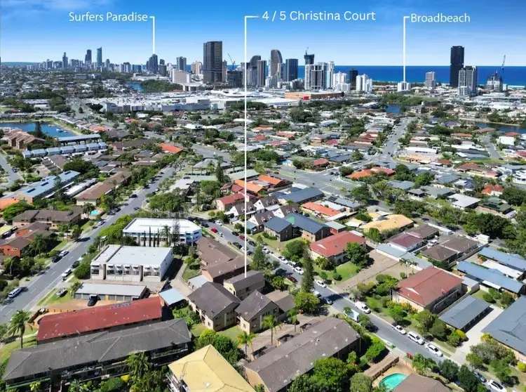 4/5 Christina Court, Mermaid Waters QLD 4218