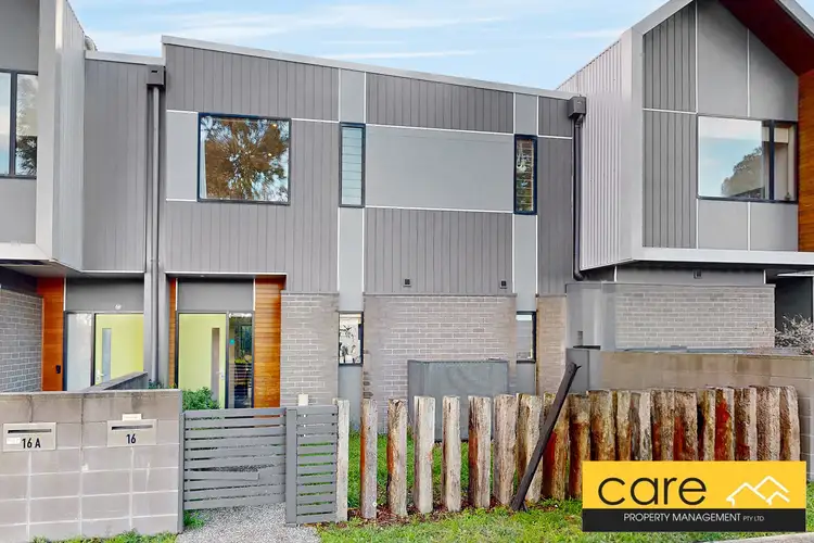 16 Alarah Boulevard, Cranbourne West VIC 3977