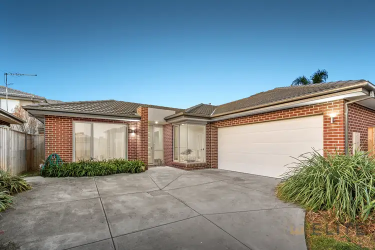 9A Pettit Close, Berwick VIC 3806