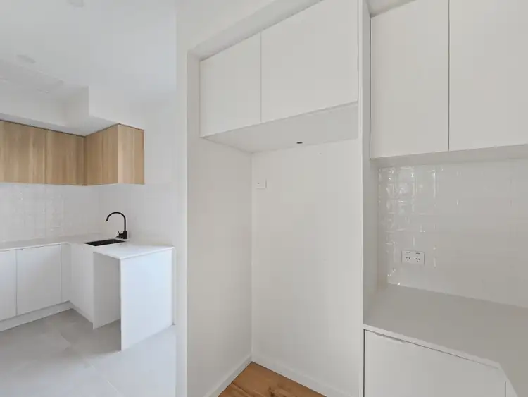 Fifth view of Homely house listing, 8 Keats Circuit, Armstrong Creek VIC 3217