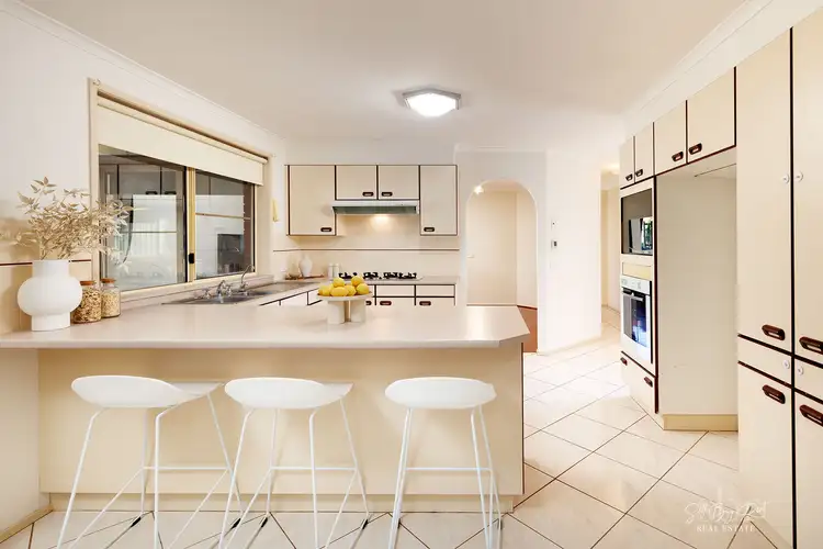 Fifth view of Homely house listing, 4 ROSEMONT COURT, Wodonga VIC 3690