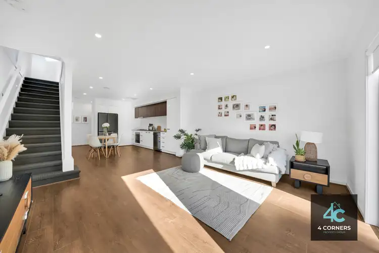 11 Nautical Crescent, Craigieburn VIC 3064