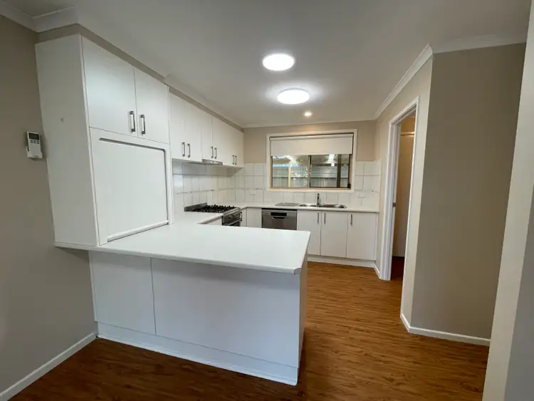 Third view of Homely house listing, 6 Pickering Place, Wodonga VIC 3690