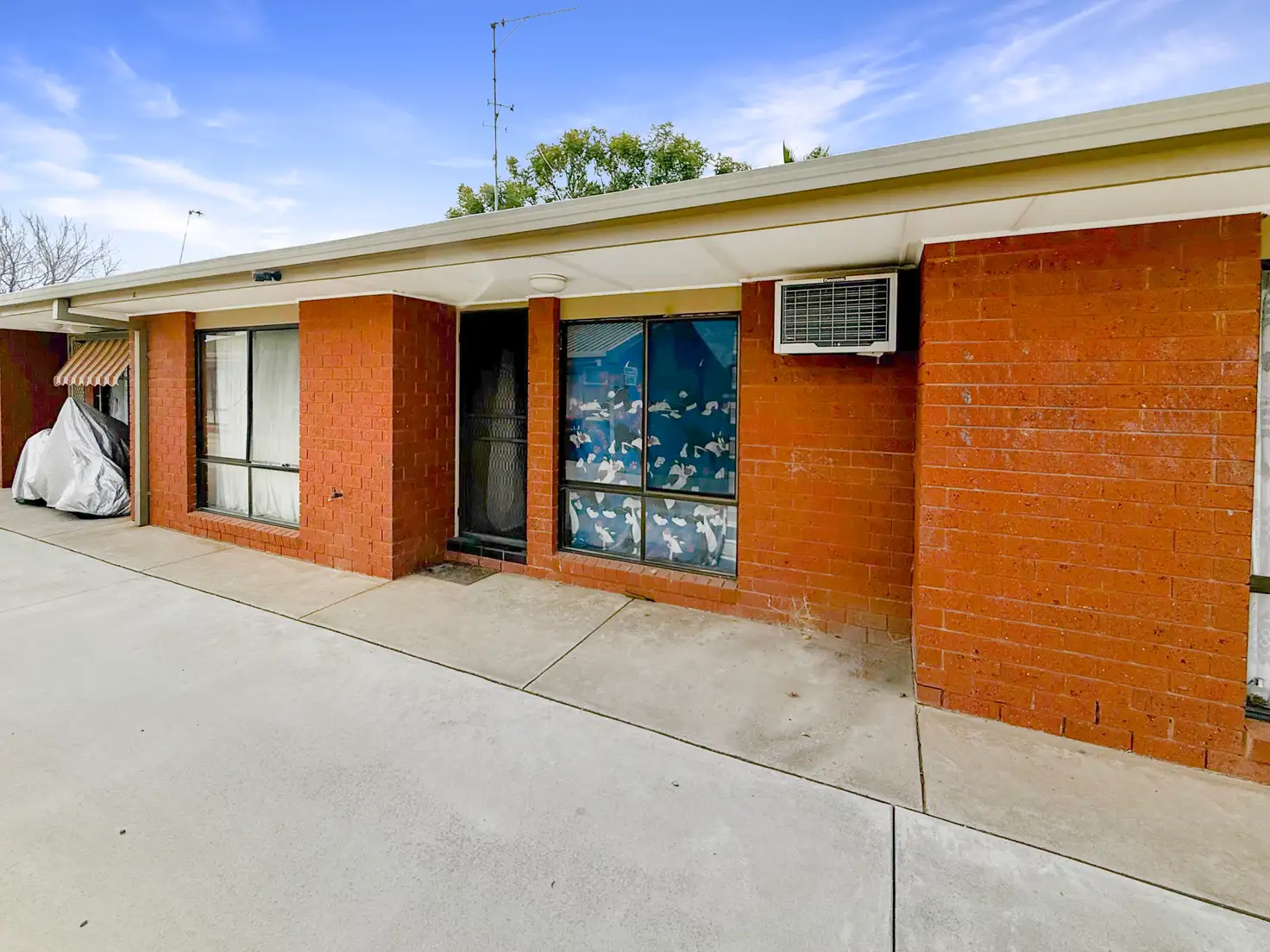 Main view of Homely unit listing, 2/115 Fowler Street, Deniliquin NSW 2710