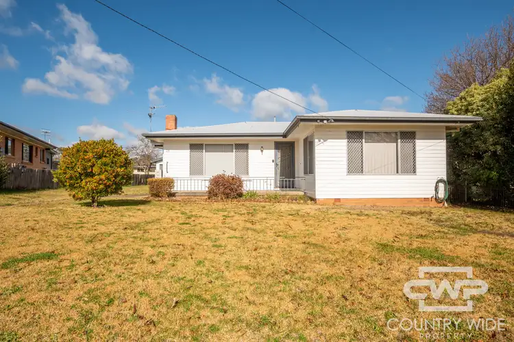 31 Cross Street, Glen Innes NSW 2370