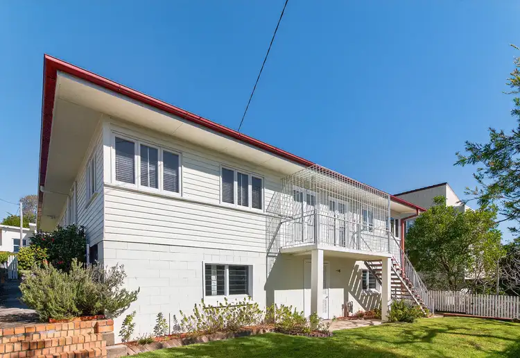 5 ROSEBY AVENUE