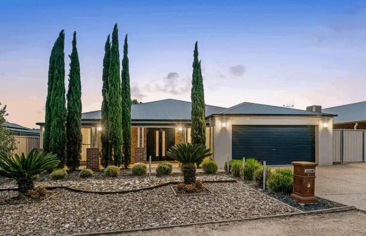 27 Regent Street, Strathfieldsaye VIC 3551