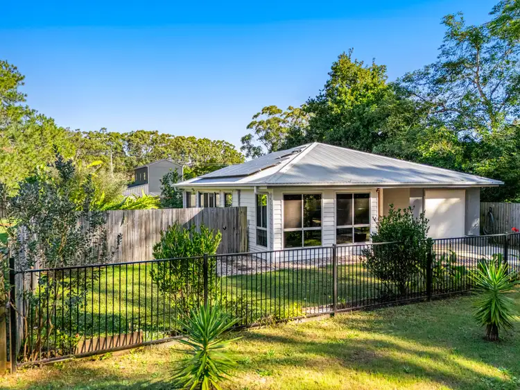 114 Kings Road, Russell Island QLD 4184